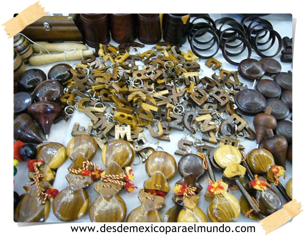 Llaveros y castañuelas / Key holders and castanet